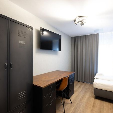Mk Monteurzimmer Штутгарт Экстерьер фото
